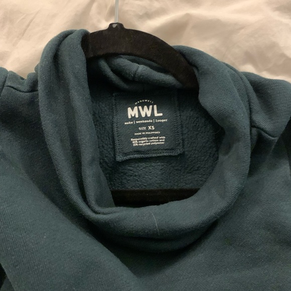 MWL Madewell Green turtleneck - Picture 3 of 3